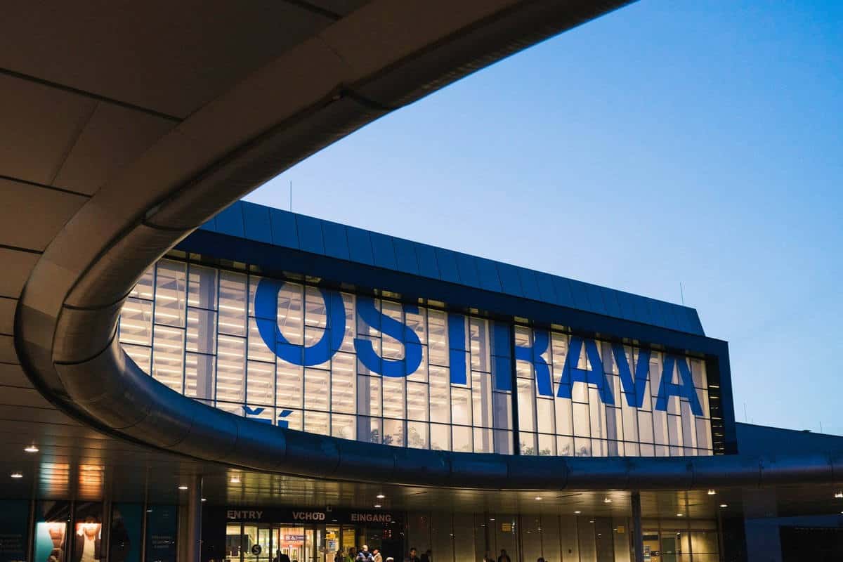 OSTRAVA - WHITE