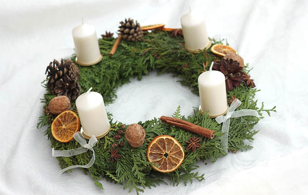 Prepare for Czech Advent time, make Advent wreath - Czechology